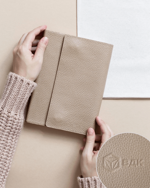 Ежедневники кожаные