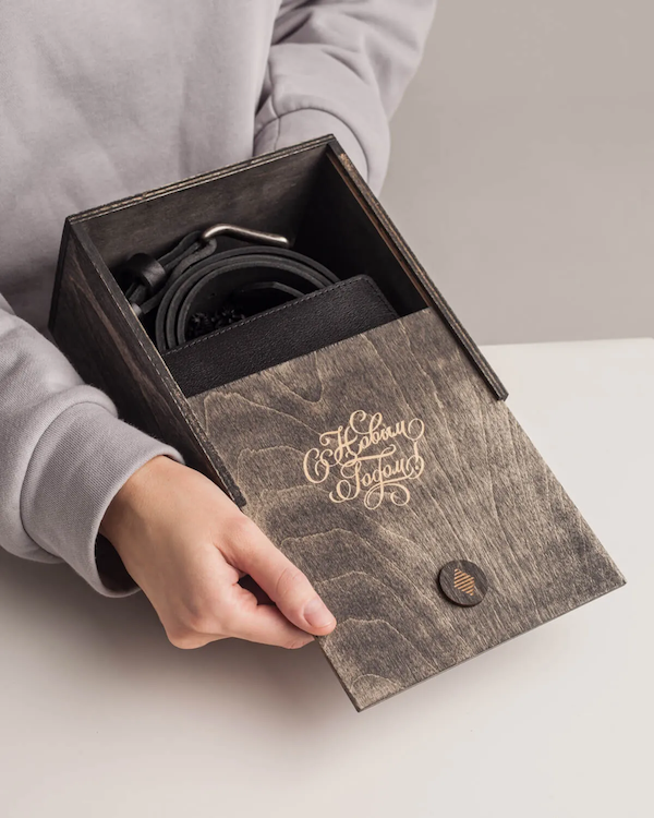 Новогодние подарочные наборы для клиентов