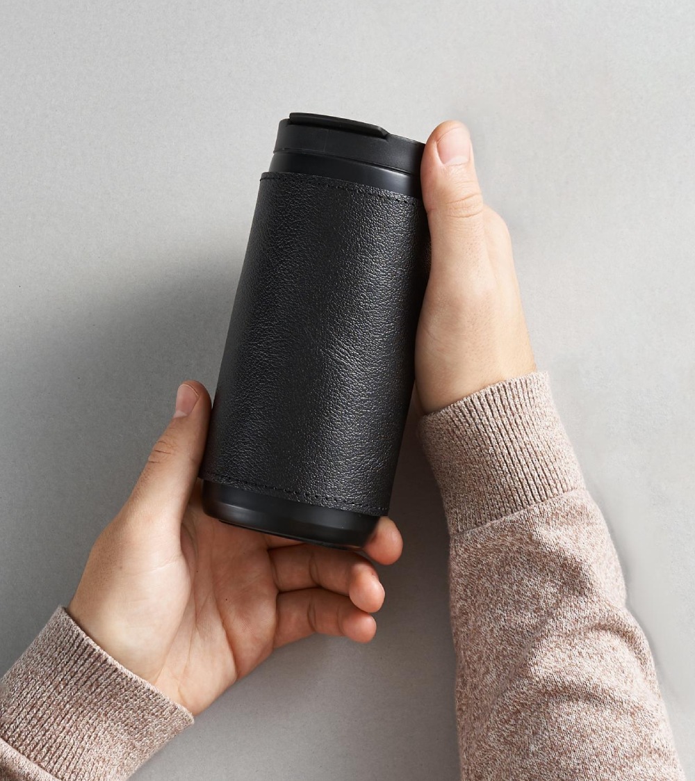 Термокружка с кожаной накладкой