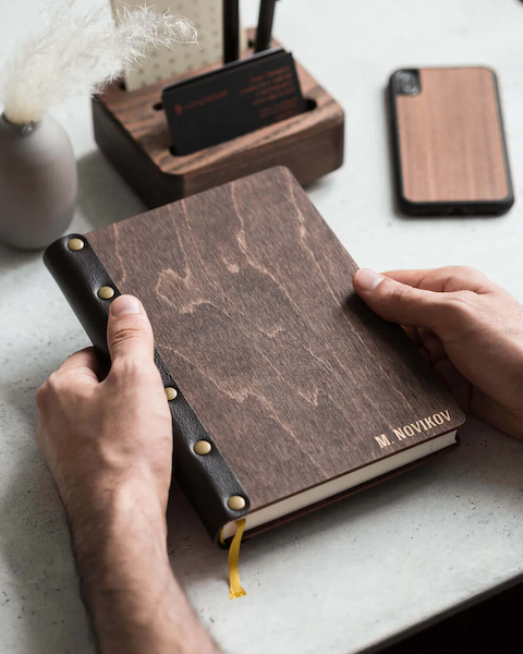 Подарки сотрудникам на юбилей компании_фото-1