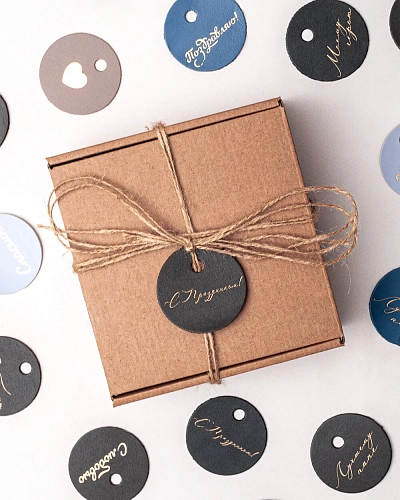 Подарочная картонная коробочка CUTE - фото