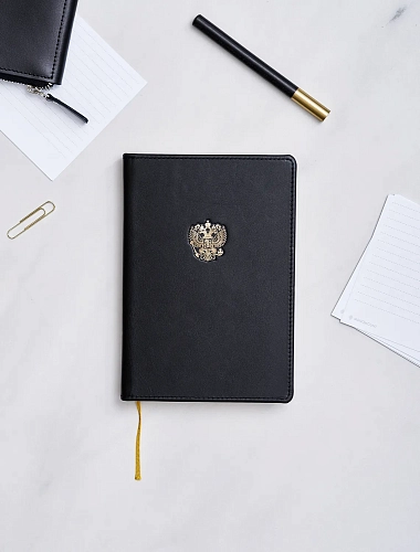 Ежедневник с гербом России ФЕДЕРАЦИЯ черный - фото