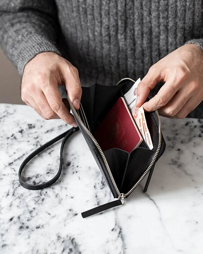 Кошелек на молнии MONTERRO Black с ремешком на руку - фото - 2