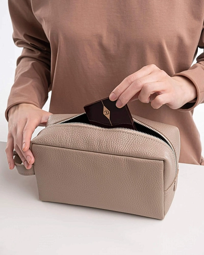 Несессер косметичка из натуральной кожи VOYAGE Beige