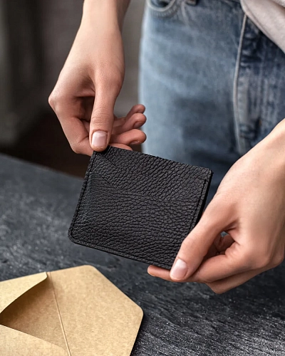 Картхолдер кожаный FLAT Black Grain - фото