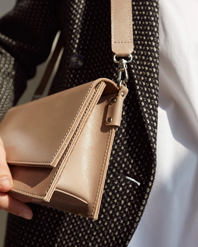 Сумка кроссбоди кожаная IRMA Coffee - фото - 8