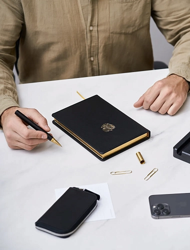 Ежедневник с гербом России ФЕДЕРАЦИЯ черный - фото - 2