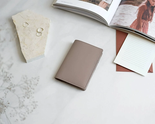 Кожаная обложка на паспорт FOLIO Coffee - фото - 3