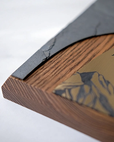 Плакетка деревянная NP-3 с натуральным камнем