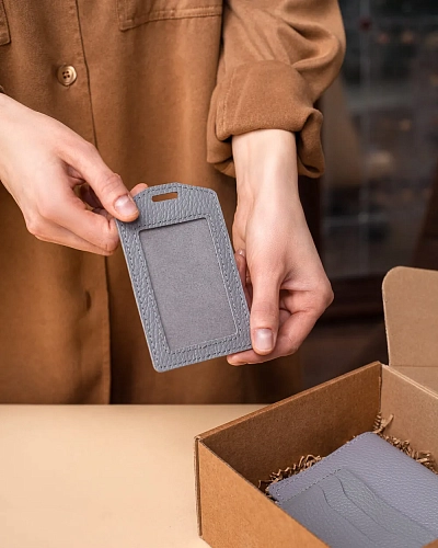 Чехол для пропуска SKILL Iron - фото