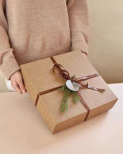 Подарочная картонная коробка GRATE Подарочная картонная коробка GRATE - фото - 1