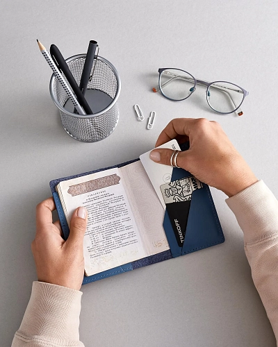 Кожаная обложка на паспорт FOLIO Cobalt - фото