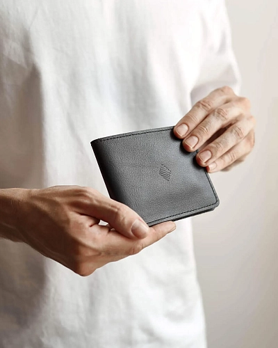 Кошелек бифолд NOMO Black Кошелек бифолд NOMO Black - фото