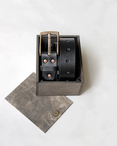 Ремень мужской FORT Black 120-125 см в деревянной коробочке - фото