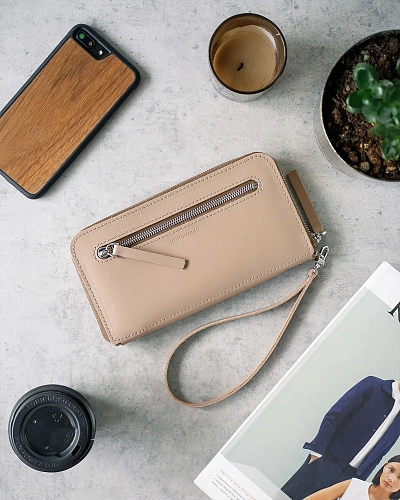 Кошелек на молнии MONTERRO Coffee с ремешком на руку - фото - 4