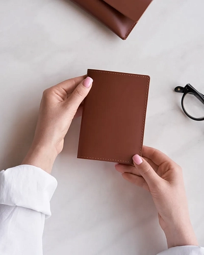 Кожаная обложка на паспорт FOLIO Candy - фото