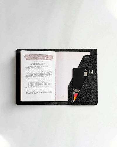 Обложка на паспорт FOLIO Black