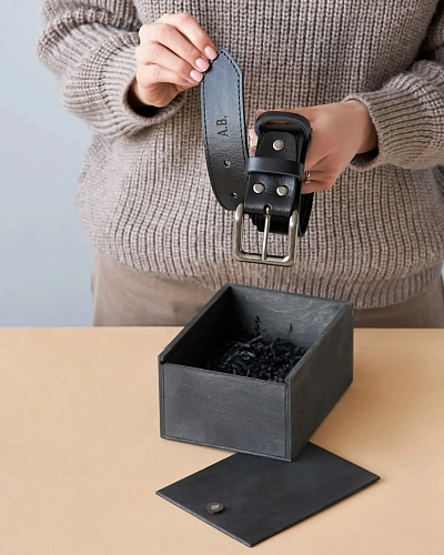 Ремень мужской BRONCO STITCH Black 120-125 см в деревянной коробочке - фото